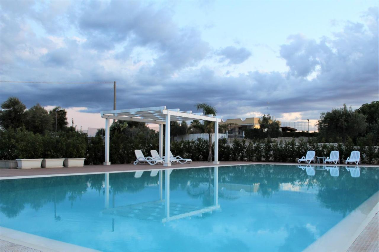 Villa Maria - Apartments In Villa With Pool Polignano a Mare Εξωτερικό φωτογραφία